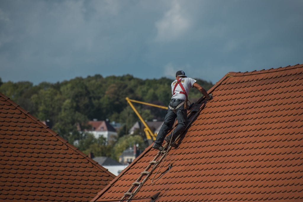 What Are The Benefits Of Hiring A Professional Roofer